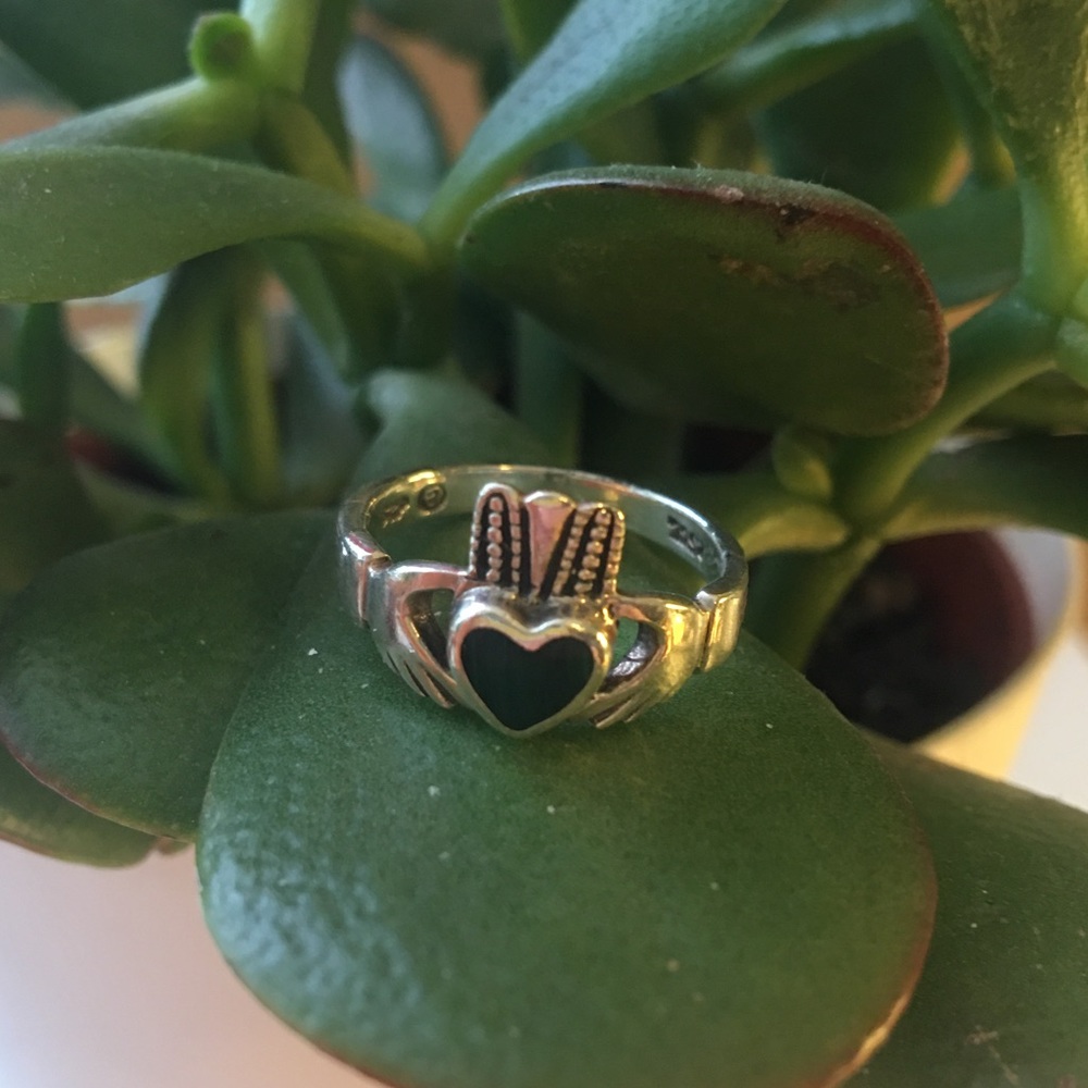 Irish Claddagh Ring // Sz 4  3/4